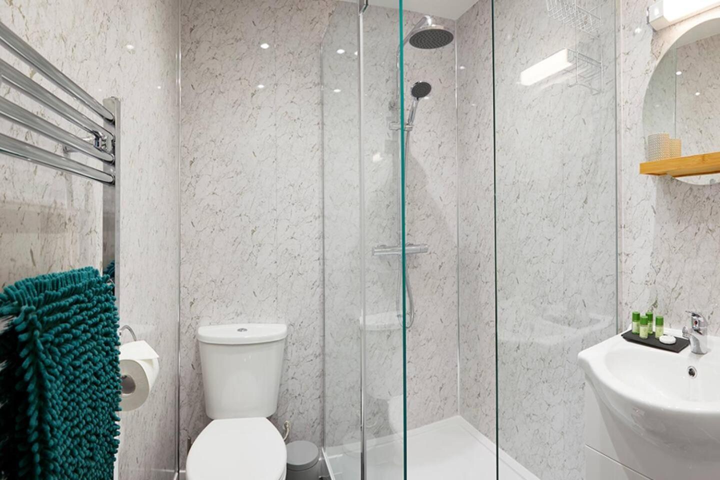 Seascape - Fantastic Location With Sea Views! Скарборо Экстерьер фото